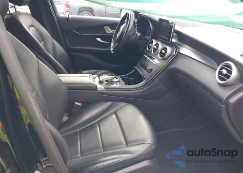 2016 Mercedes-Benz Glc 300 from USA, damaged, VIN WDC0G4JB8GF022087